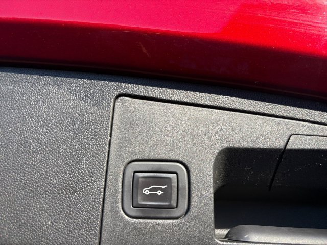 Used 2024 Cadillac XT4 Sport AWD/4WD image 17