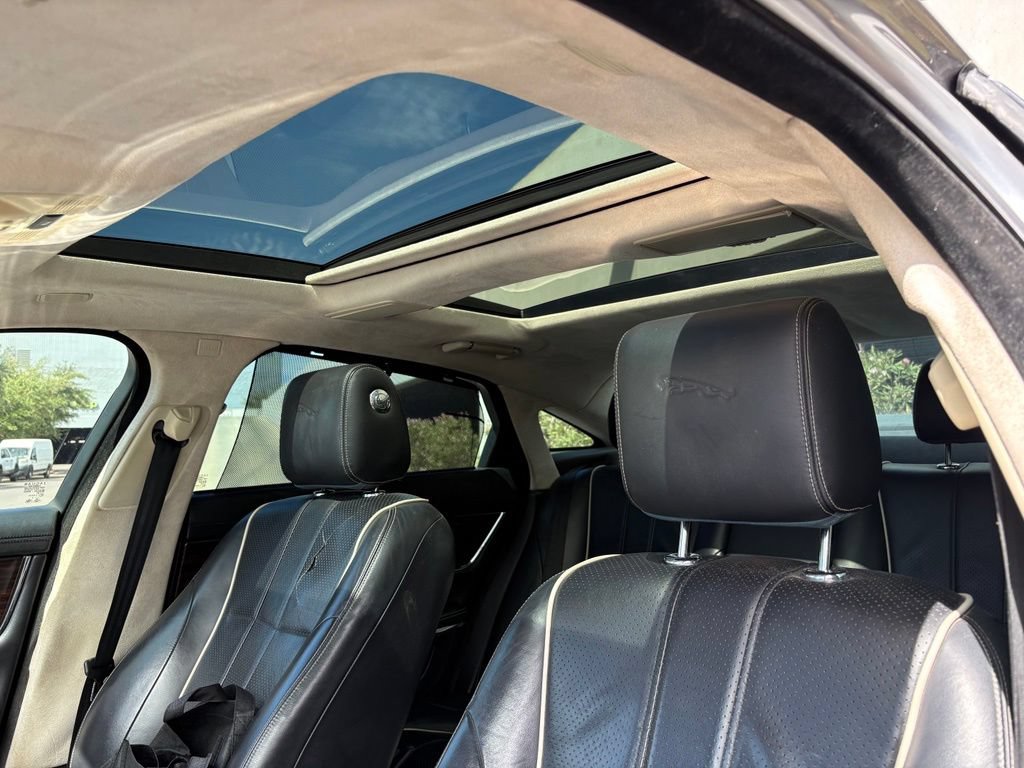 Used 2012 Jaguar XJ L RWD image 9