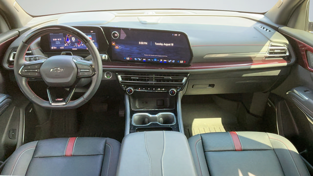 Used 2024 Chevrolet Traverse RS AWD/4WD image 9