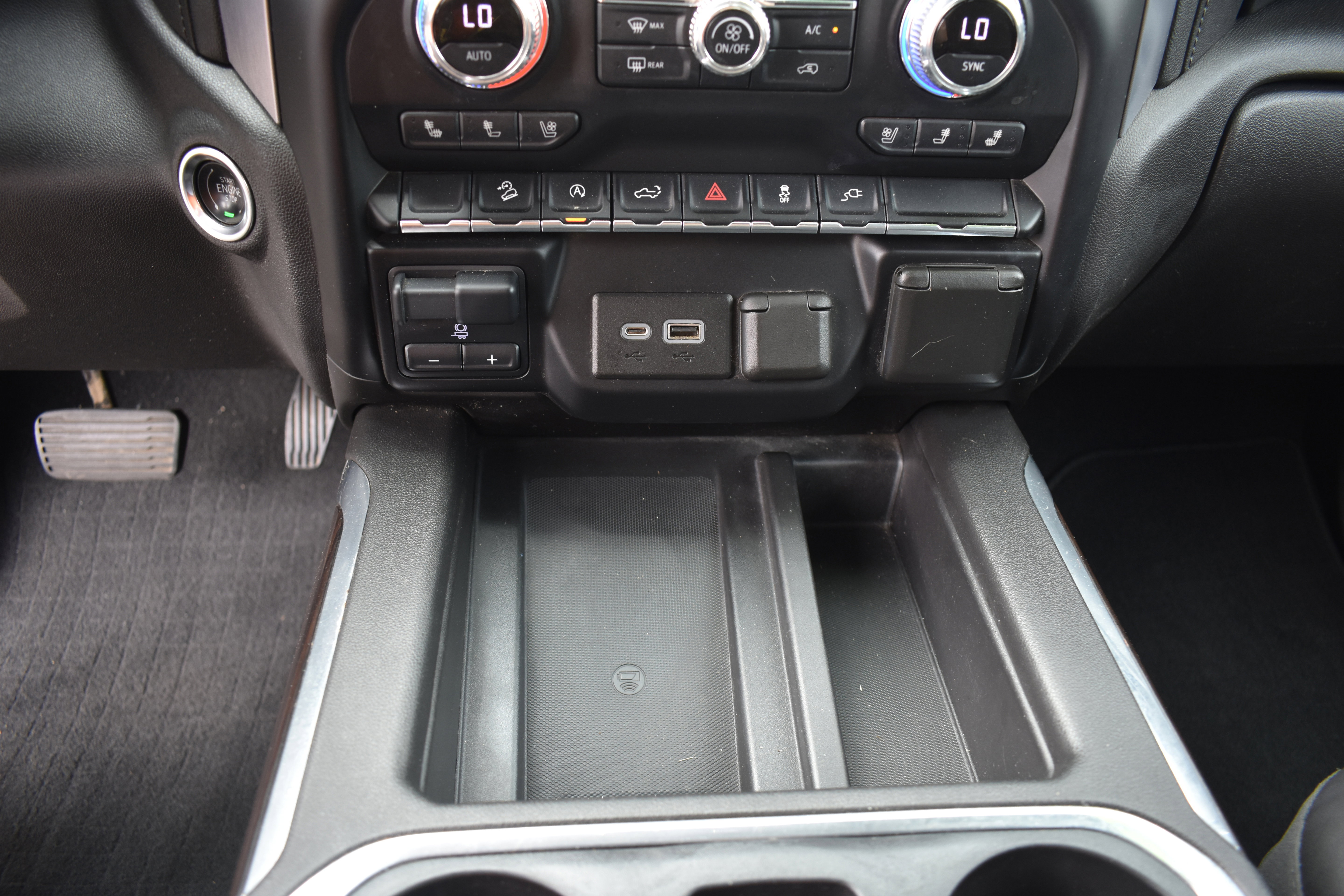 Used 2020 GMC Sierra 1500 SLT w/ SLT Premium Package AWD/4WD image 22