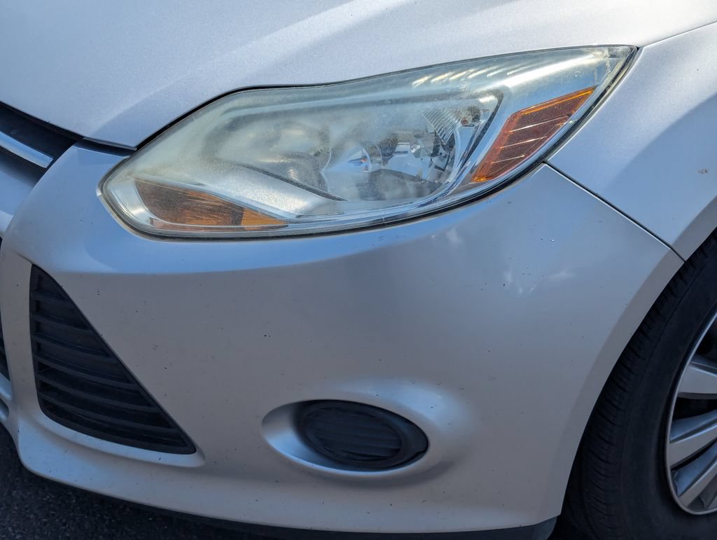 Used 2012 Ford Focus S FWD image 12