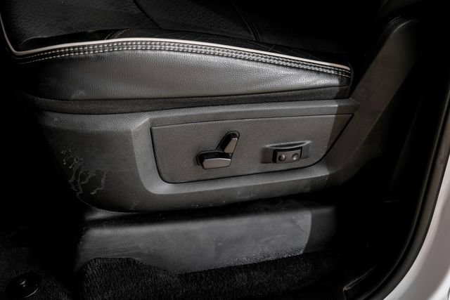 Used 2026 RAM 3500 Laramie AWD/4WD image 39