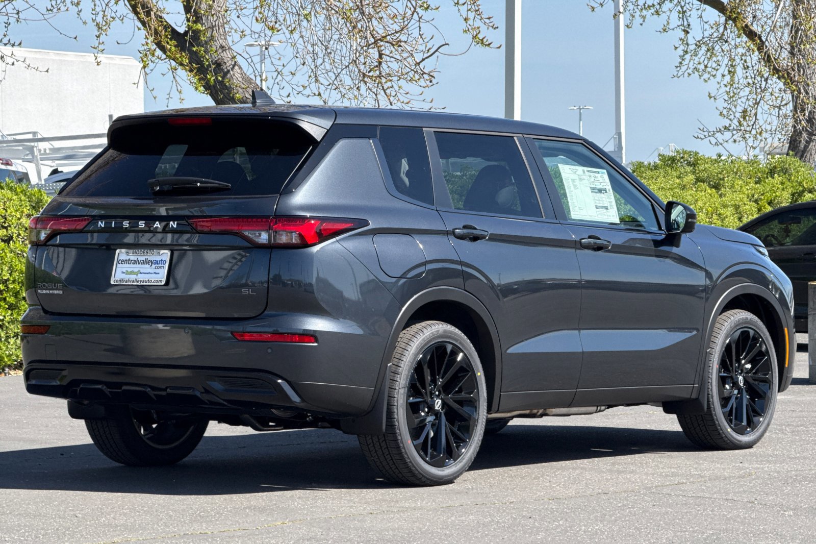 New 2026 Nissan Rogue SL image 4