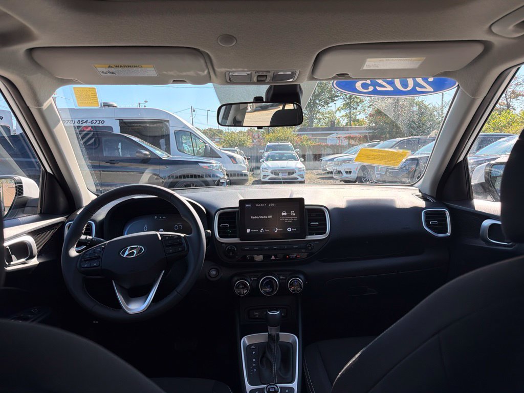 Used 2026 Hyundai Venue SEL FWD image 10