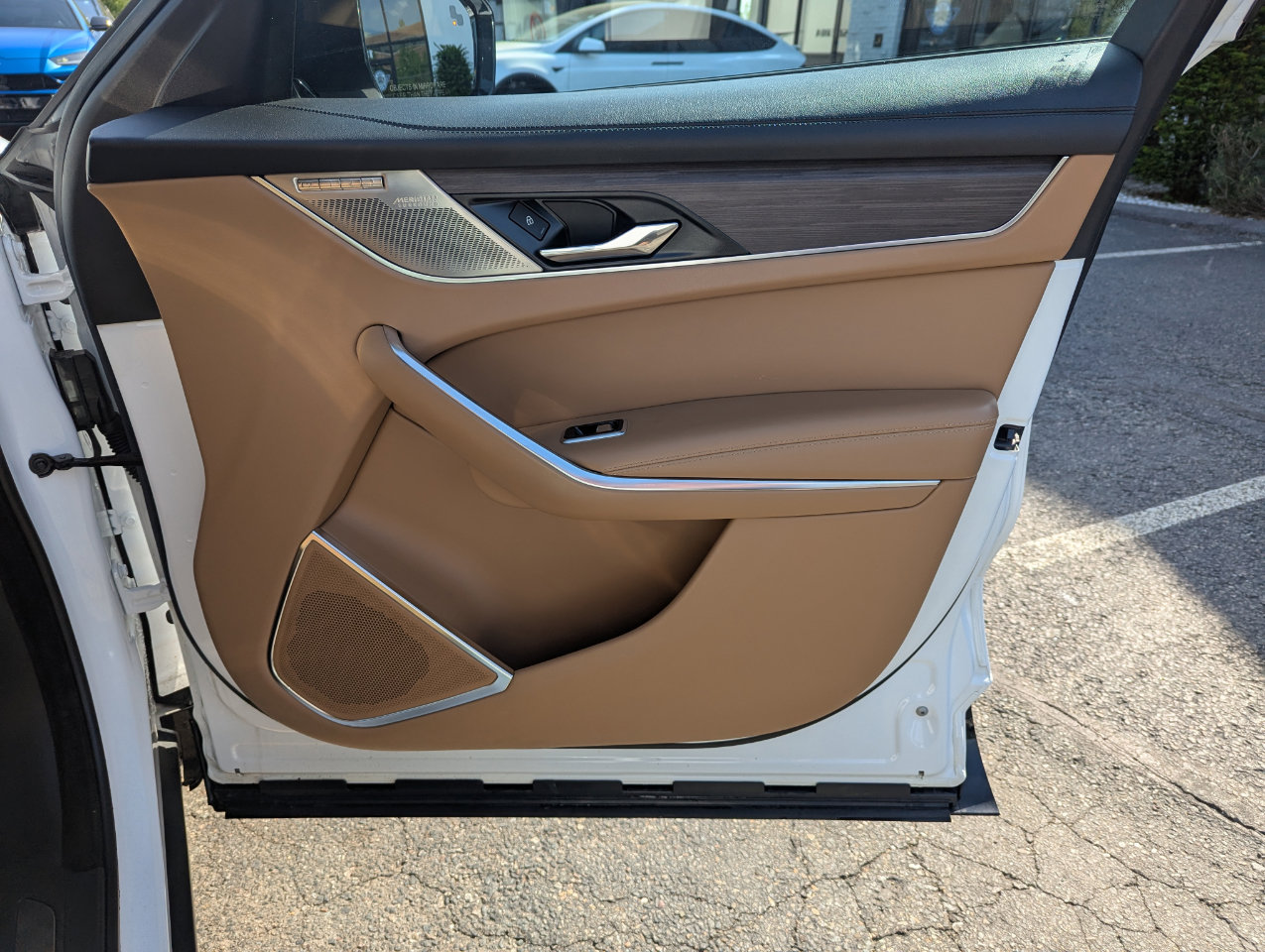 Used 2023 Jaguar F-PACE S image 32