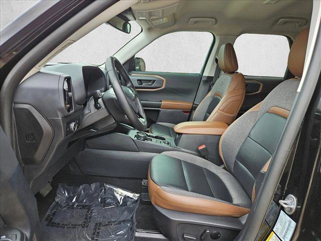 Used 2023 Ford Bronco Sport Outer Banks w/ Tech Package AWD/4WD image 14
