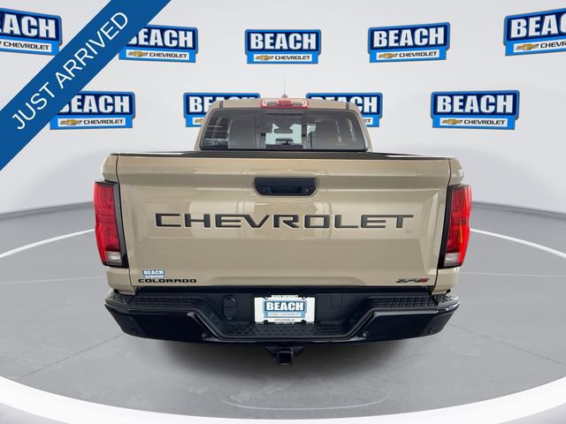 Used 2024 Chevrolet Colorado ZR2 w/ ZR2 Convenience Package III image 6