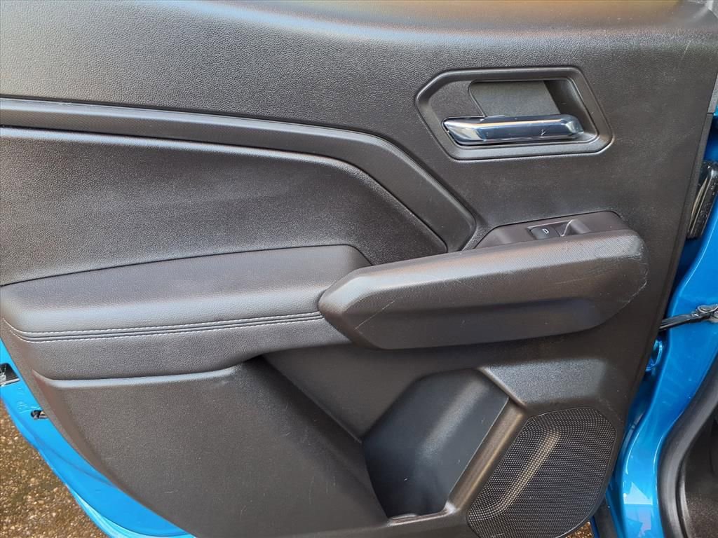 Used 2023 Chevrolet Colorado LT w/ LT Convenience Package RWD image 12
