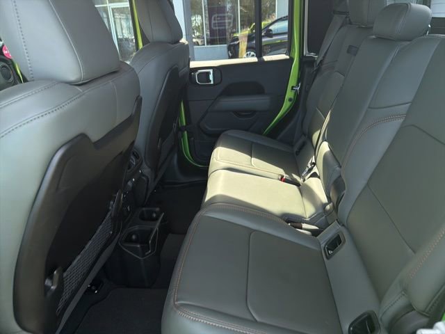 Used 2025 Jeep Gladiator Mojave image 9