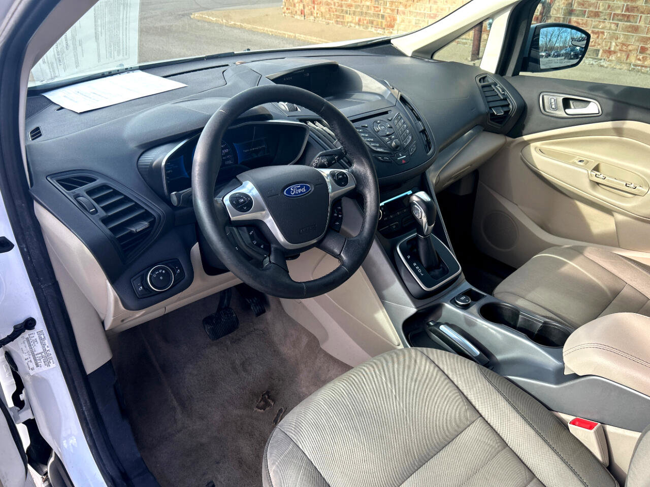 Used 2015 Ford C-MAX SE w/ Cargo Management Package image 16