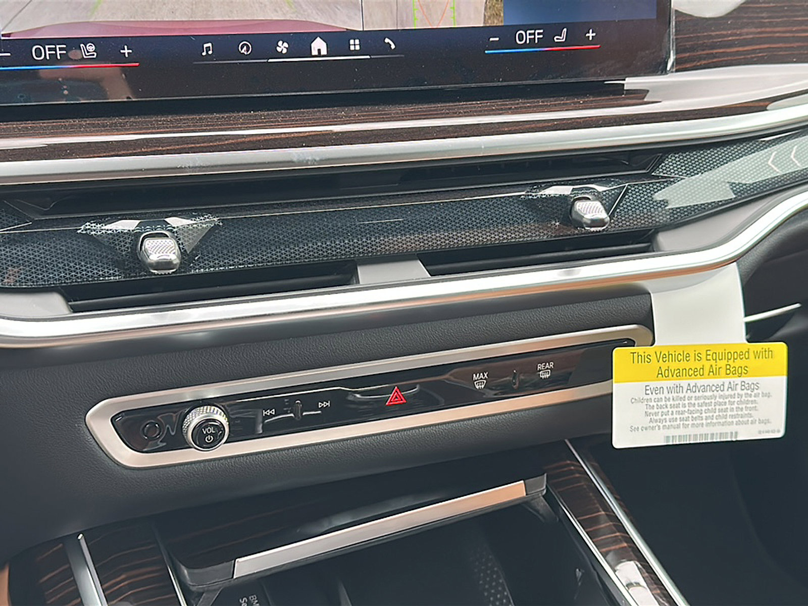 New 2026 BMW X7 xDrive40i image 25