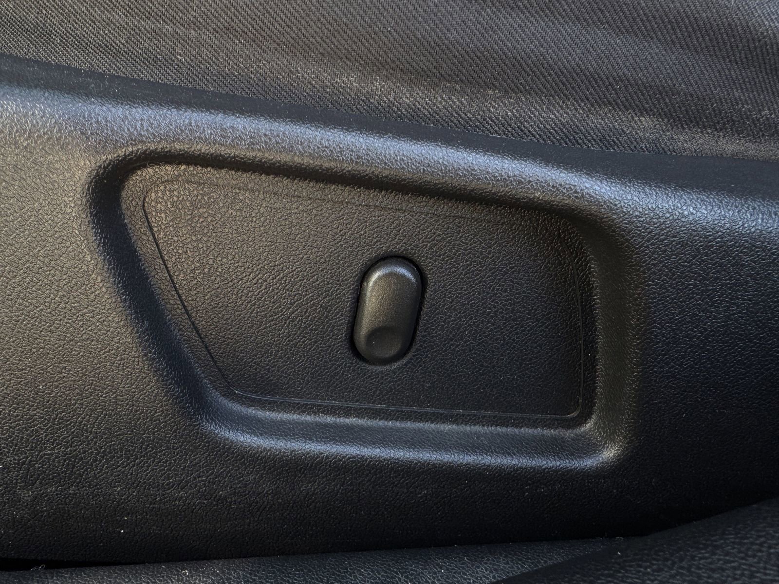 Used 2008 Pontiac G6 Value Leader image 22