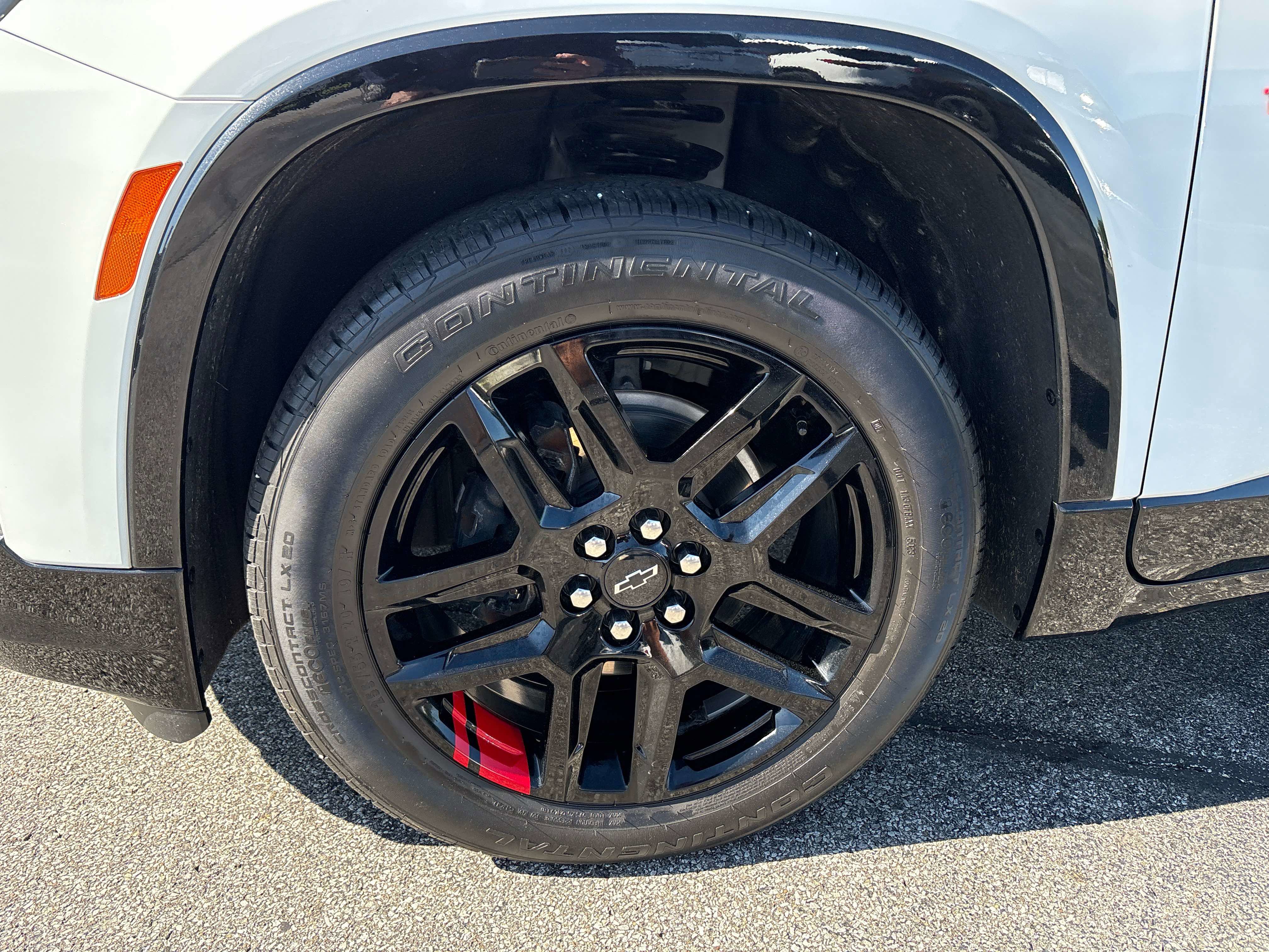 Used 2024 Chevrolet Traverse Premier w/ Redline Edition AWD/4WD image 8