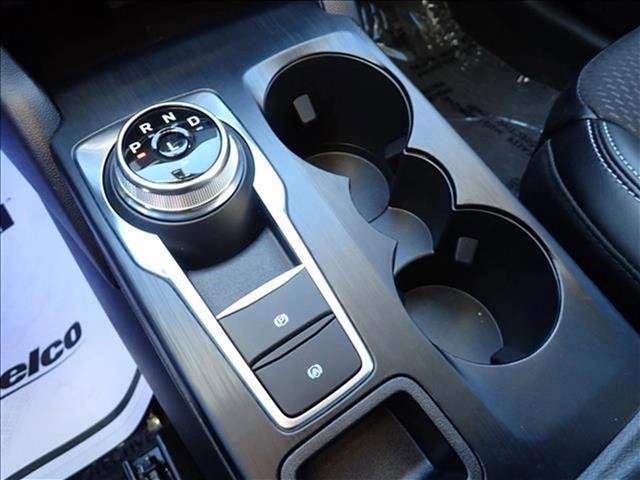 Used 2025 Ford Escape SE image 18