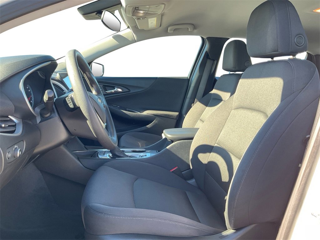 Used 2024 Chevrolet Malibu LT image 23