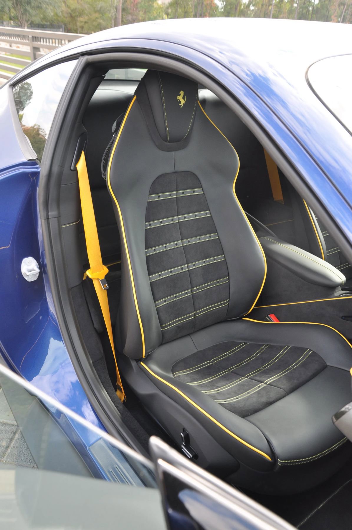 Used 2022 Ferrari Roma image 39