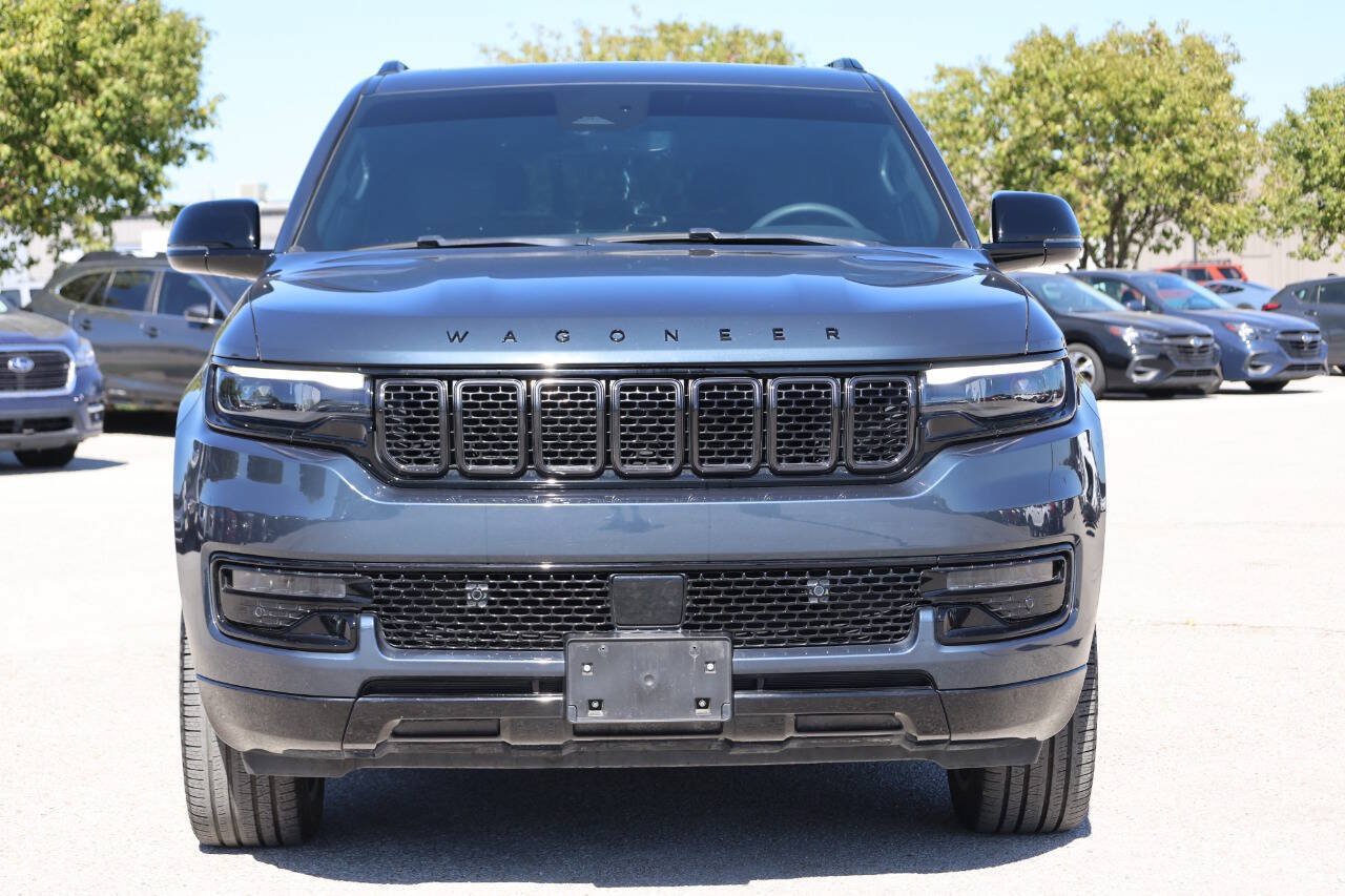 Used 2024 Jeep Wagoneer Series II AWD/4WD image 2