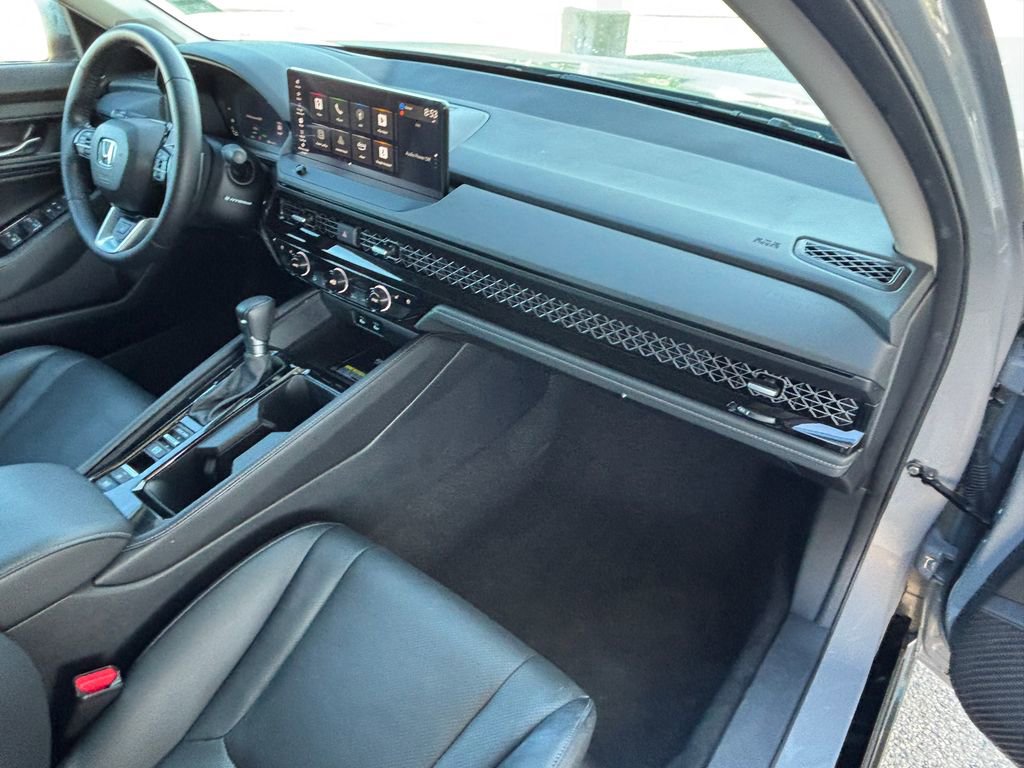 Used 2025 Honda Accord Touring image 23