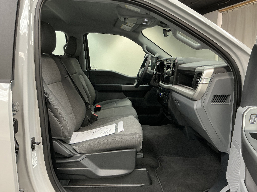 Used 2025 Ford F250 XL w/ STX Appearance Package AWD/4WD image 31