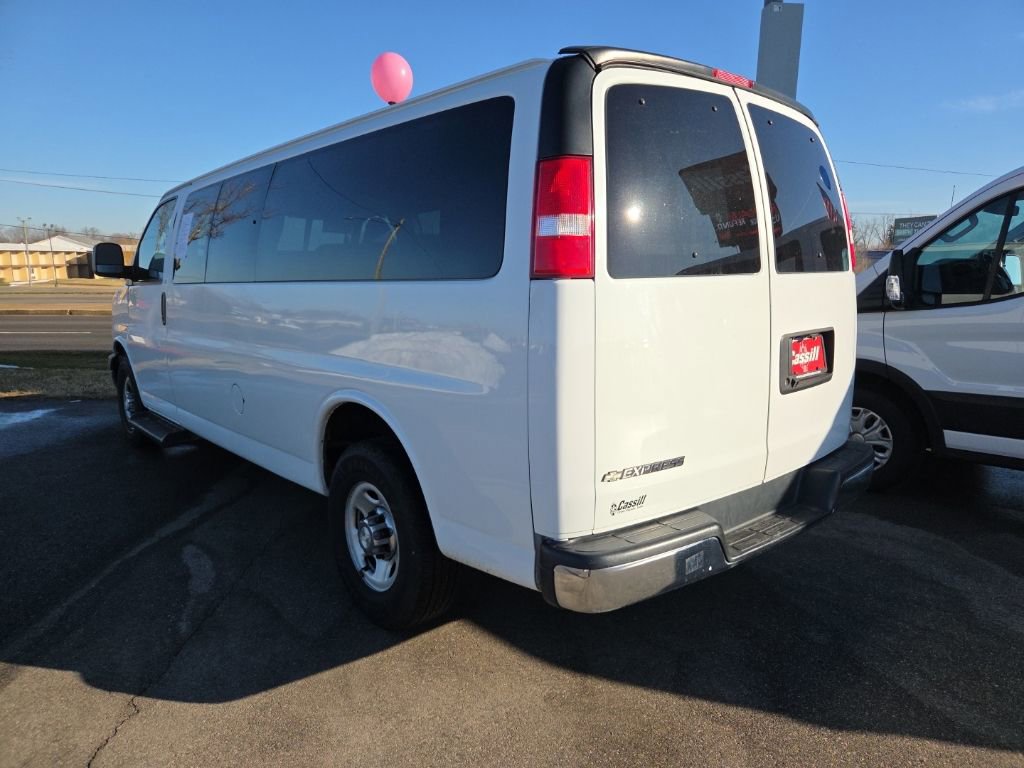 Used 2020 Chevrolet Express 3500 LT w/ LT Preferred Equipment Group image 7