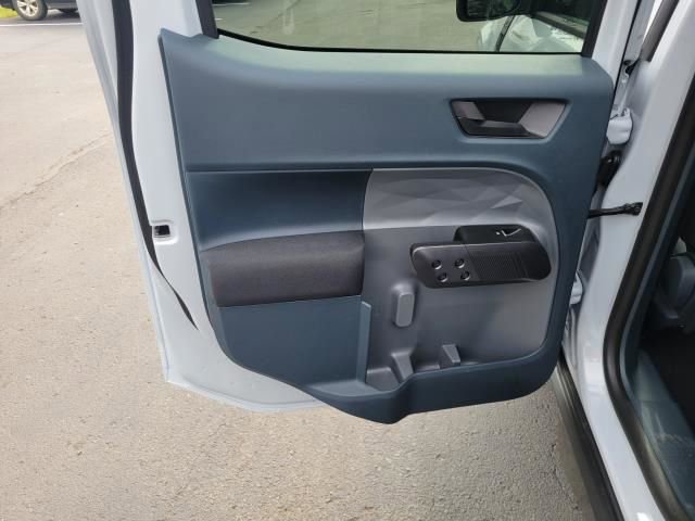 New 2025 Ford Maverick XL w/ Equipment Group 101A image 13