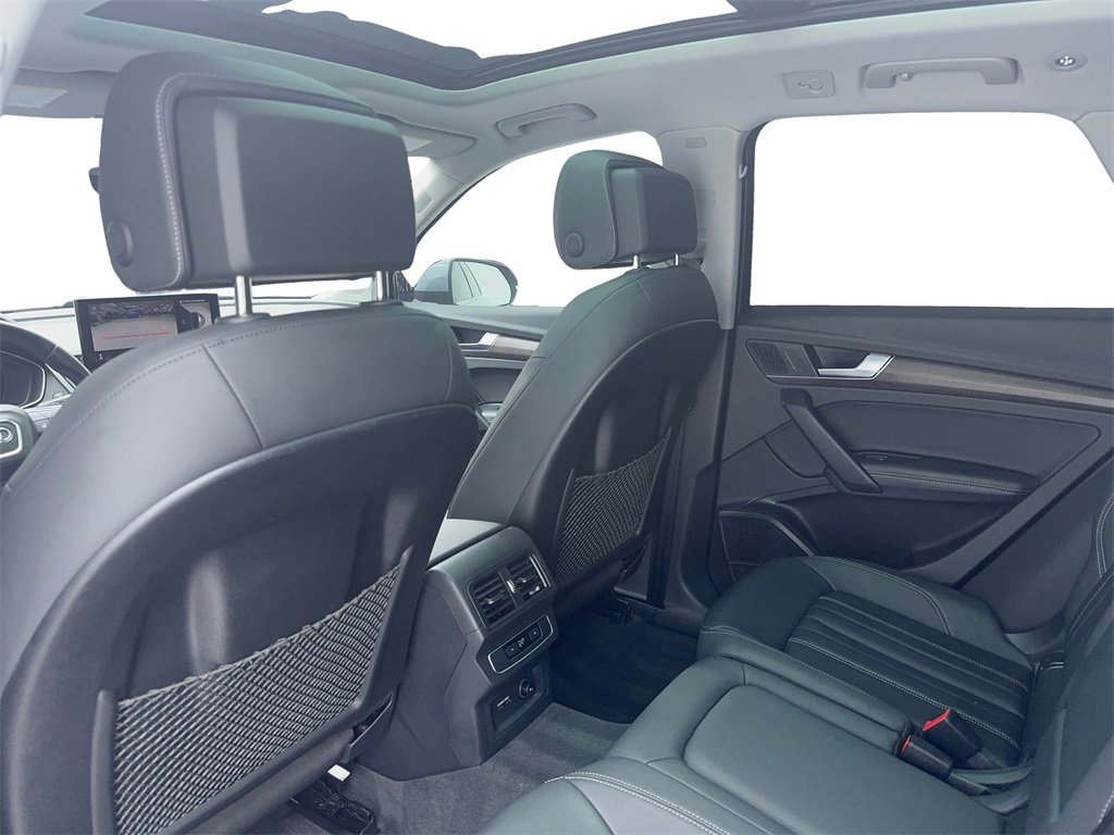 Used 2022 Audi Q5 2.0T Premium Plus w/ Premium Plus Package image 40