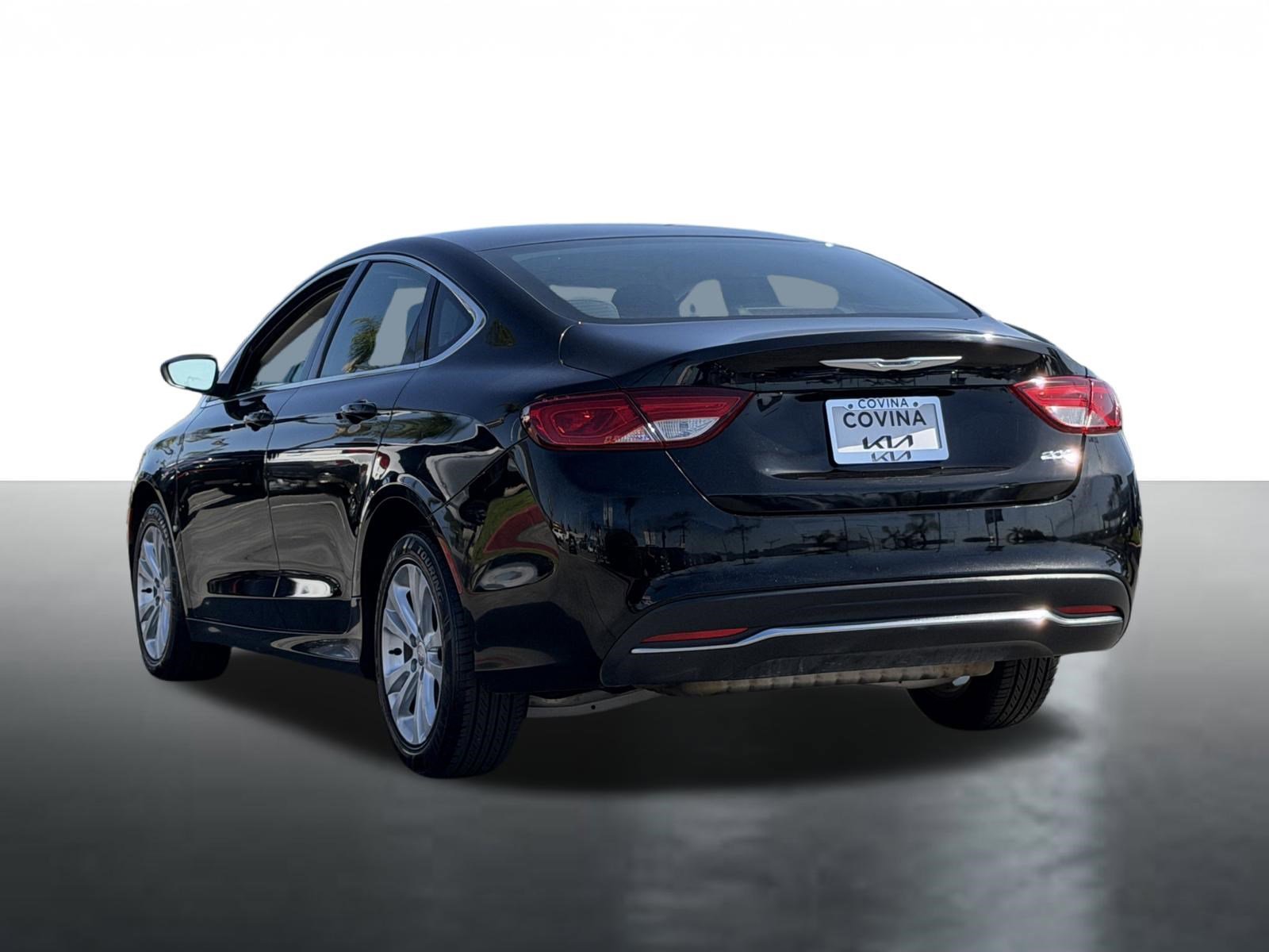 Used 2015 Chrysler 200 Limited FWD image 6