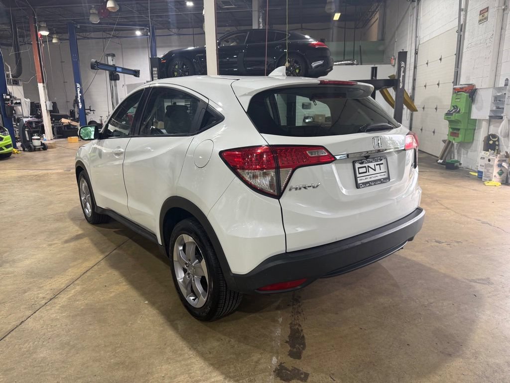 Used 2020 Honda HR-V LX image 8