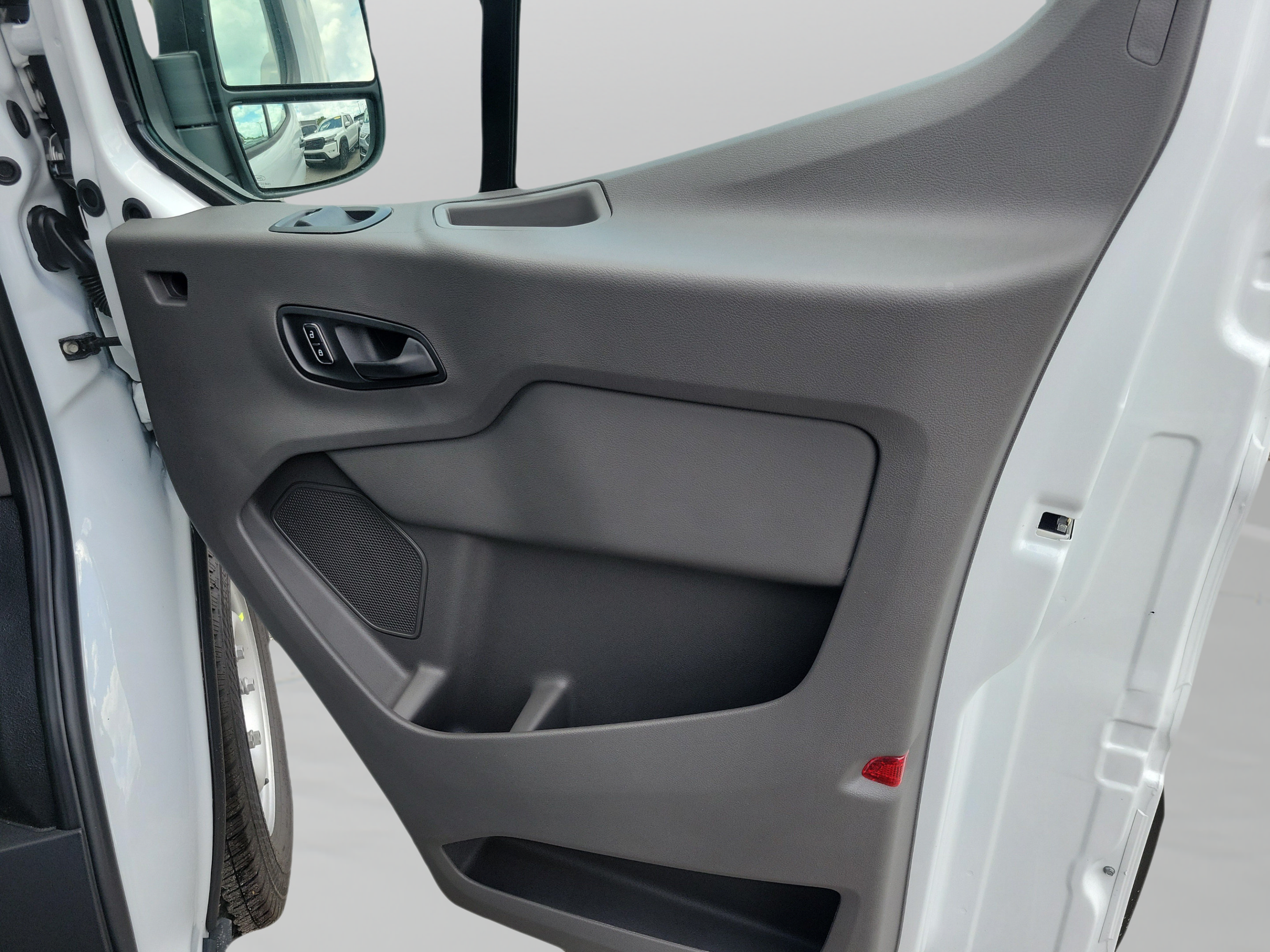 New 2026 Ford Transit 150 Low Roof RWD image 10