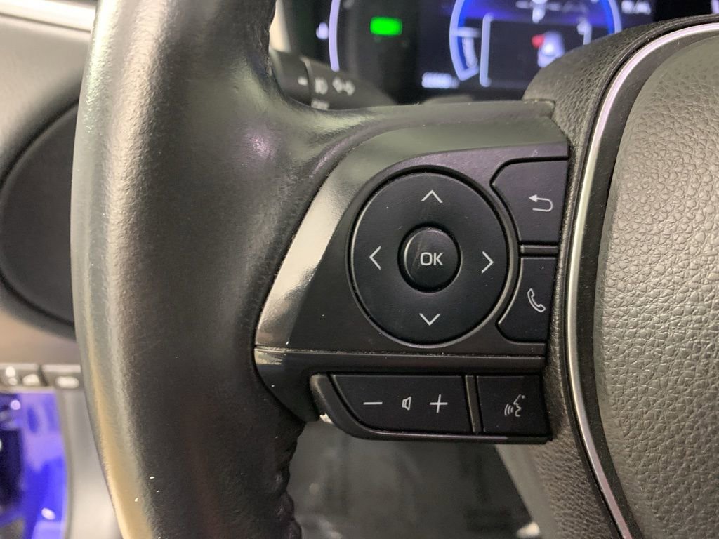 Used 2023 Toyota Corolla Cross XSE w/ Convenience Package image 19