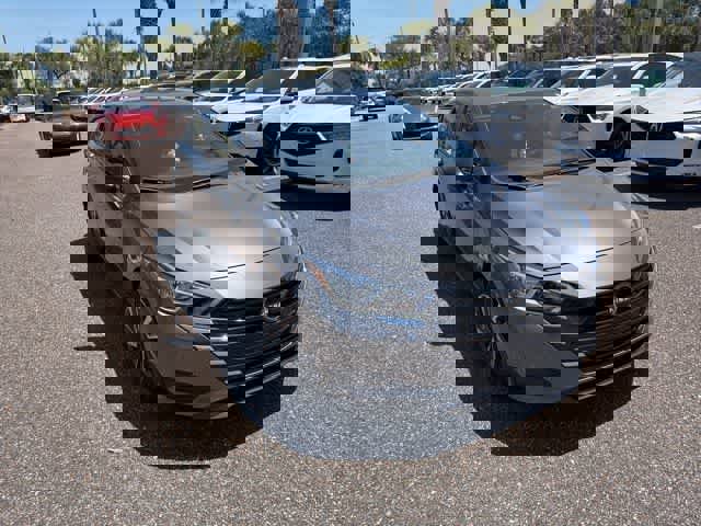 Used 2023 Nissan Versa S w/ S Plus Package image 8