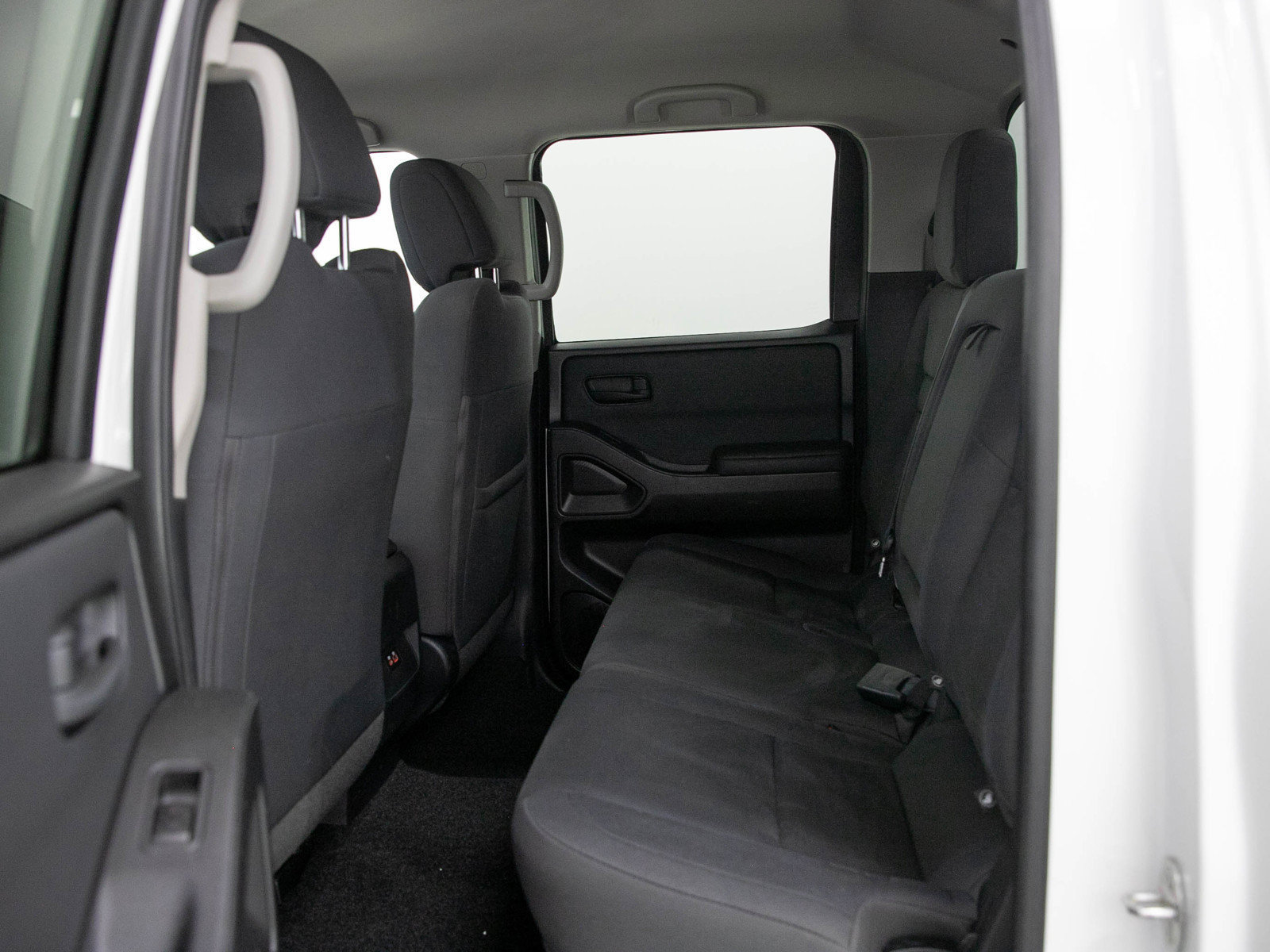Used 2022 Nissan Frontier S w/ Technology Package AWD/4WD image 19