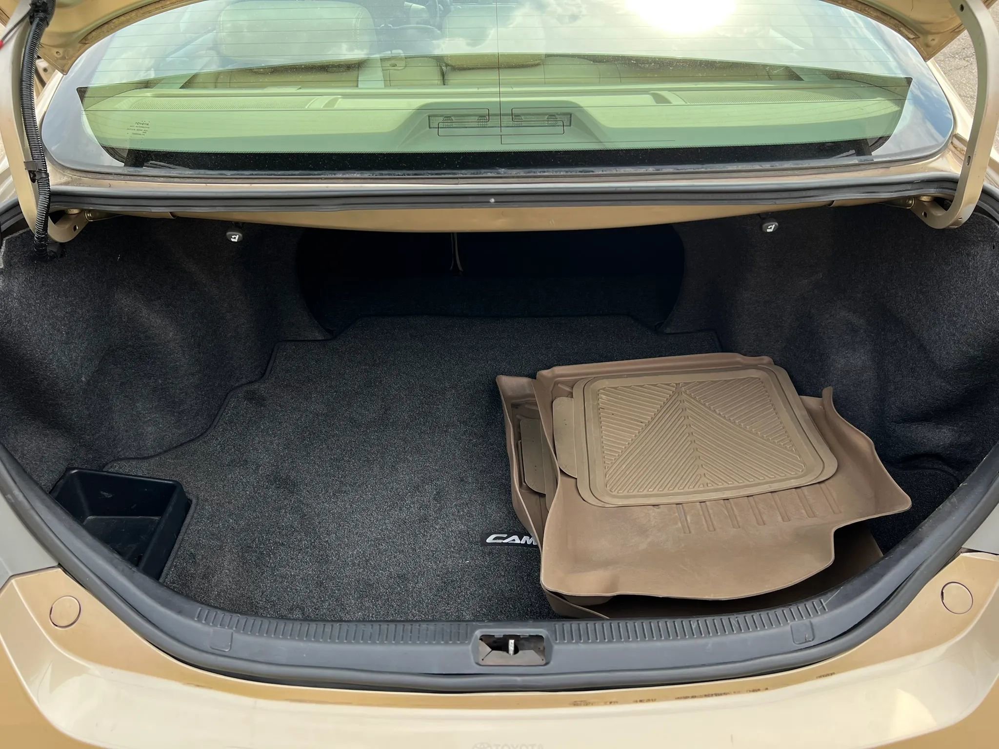 Used 2010 Toyota Camry FWD image 26