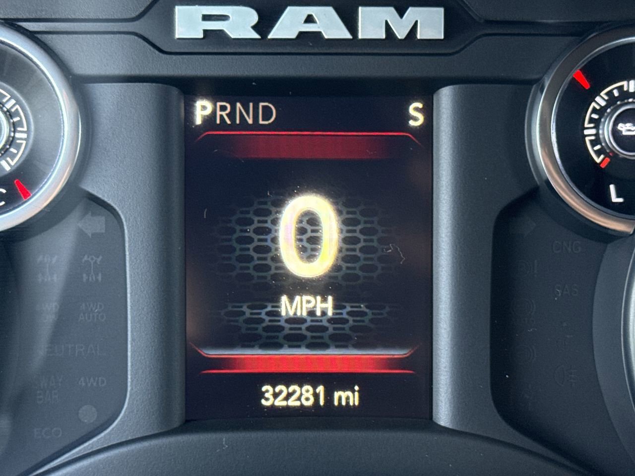 Used 2022 RAM 2500 Big Horn w/ Cold Weather Group image 11