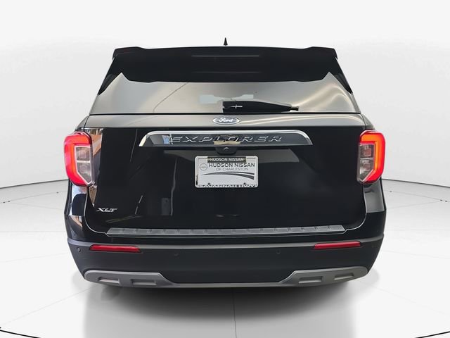Used 2023 Ford Explorer XLT w/ Equipment Group 202A image 7