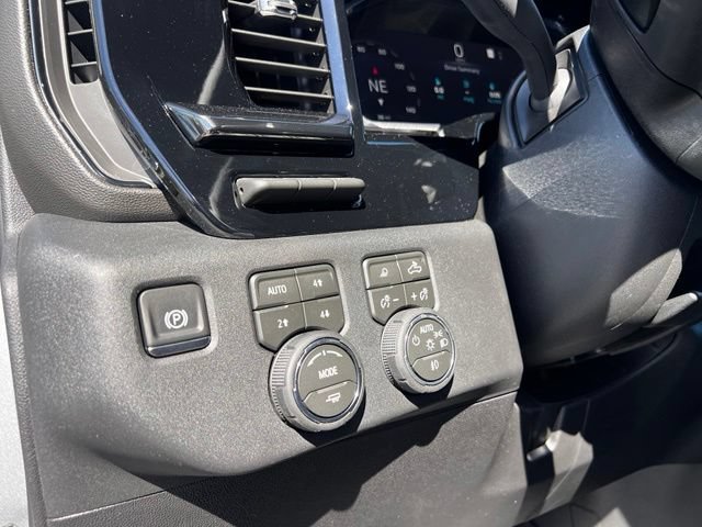 New 2026 Chevrolet Silverado 2500 ZR2 AWD/4WD image 19