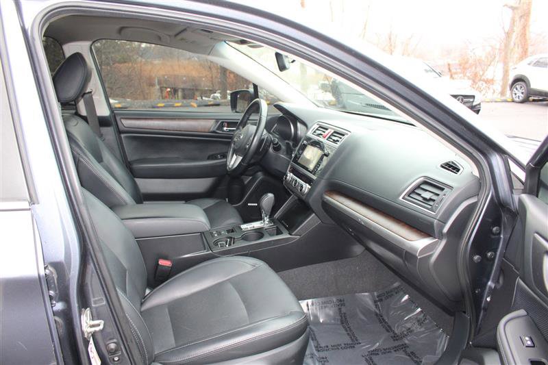 Used 2015 Subaru Outback 3.6R Limited image 14