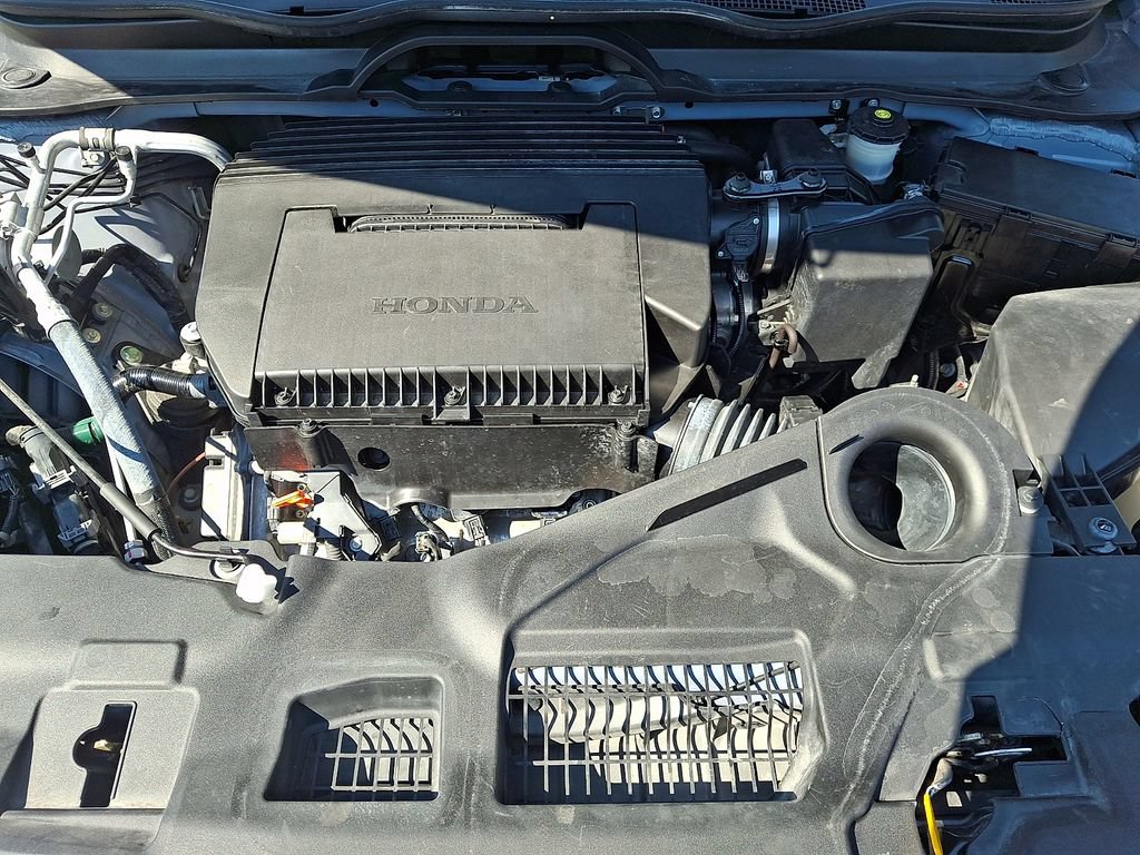 Used 2025 Honda Pilot Touring image 29