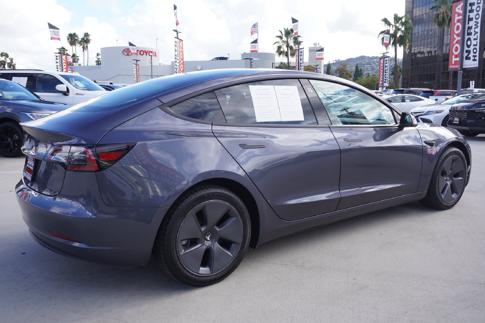 Used 2023 Tesla Model 3 Standard Range RWD image 7