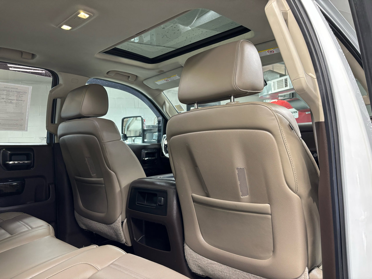 Used 2015 GMC Sierra 3500 Denali w/ Duramax Plus Package image 22