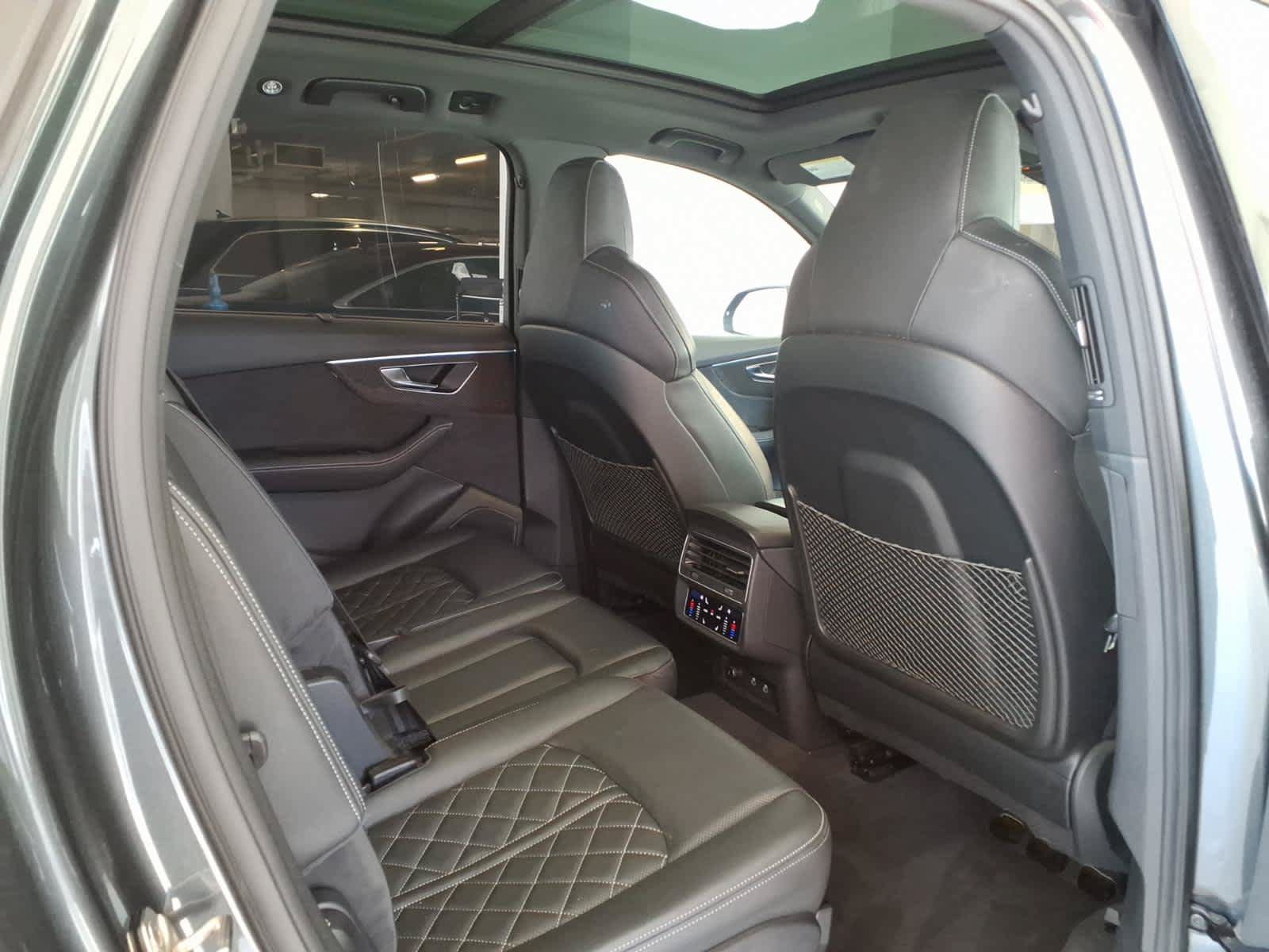 Used 2023 Audi SQ7 Prestige w/ Prestige Package AWD/4WD image 22
