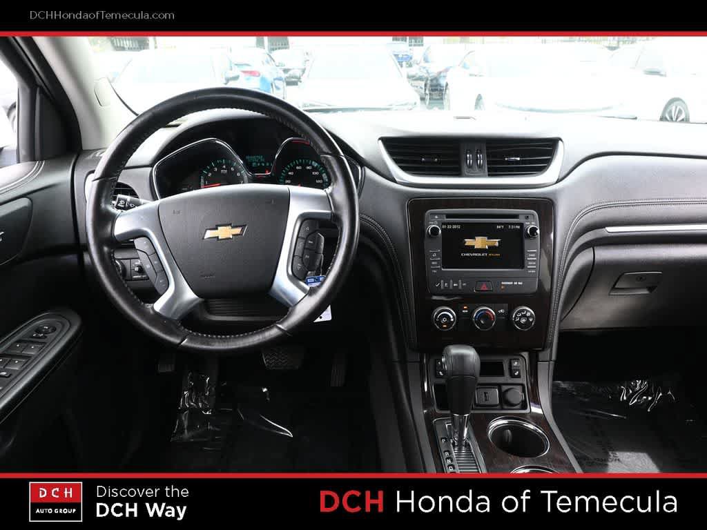 Used 2017 Chevrolet Traverse LT w/ Style and Technology Package FWD image 8