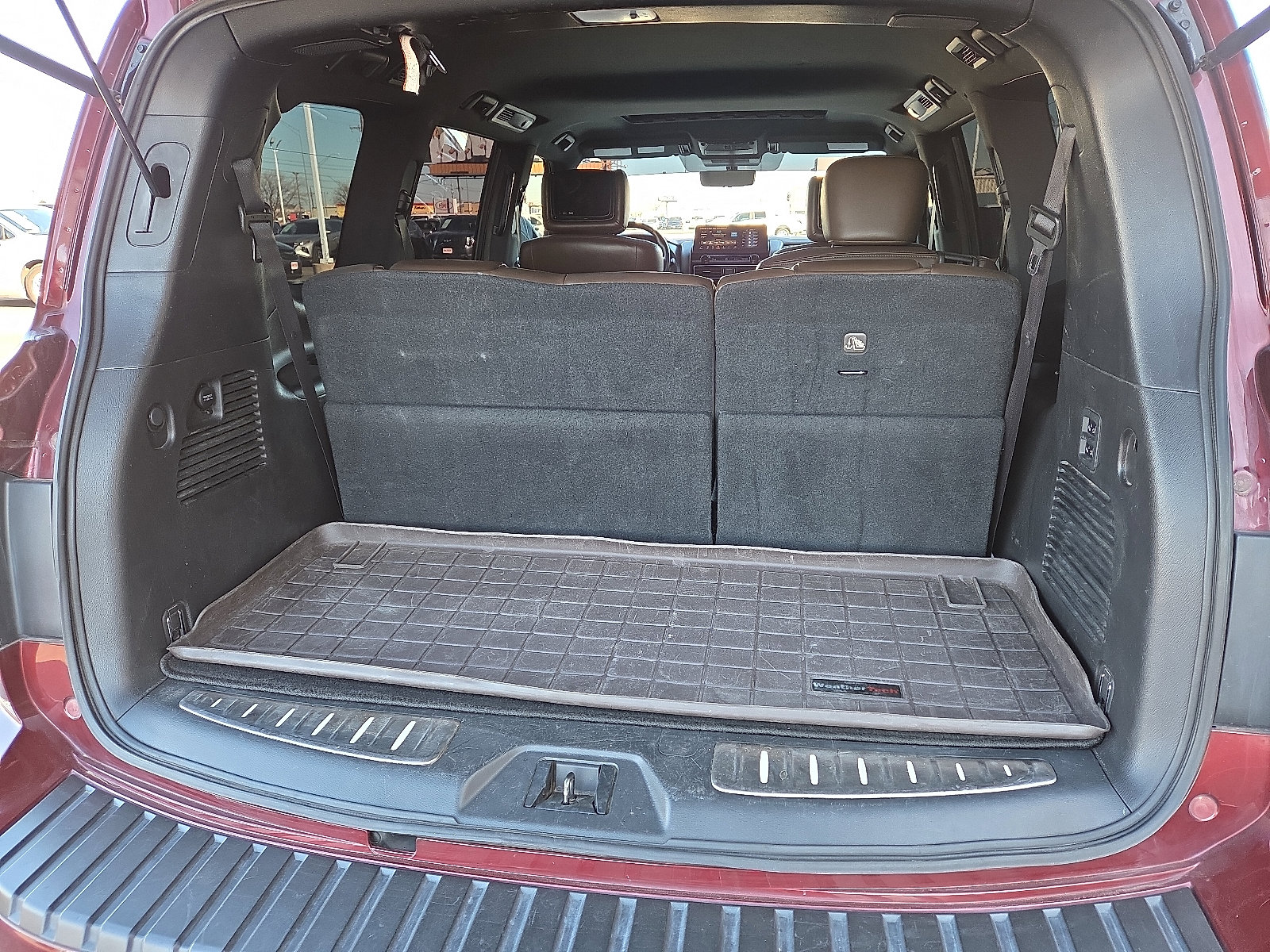 Used 2021 Nissan Armada Platinum w/ Captain's Chairs Package image 8