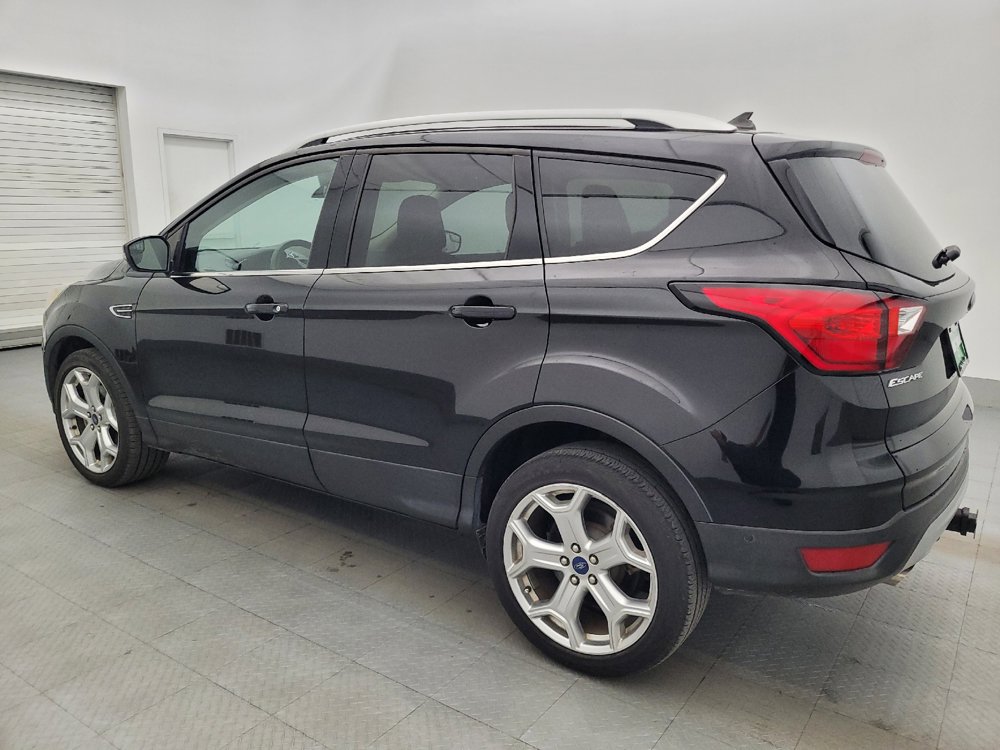 Used 2019 Ford Escape Titanium w/ U9j03 - Titanium Tow Package AWD/4WD image 3