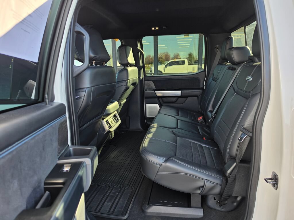 Certified 2025 Ford F450 Platinum w/ FX4 Off-Road Package AWD/4WD image 12