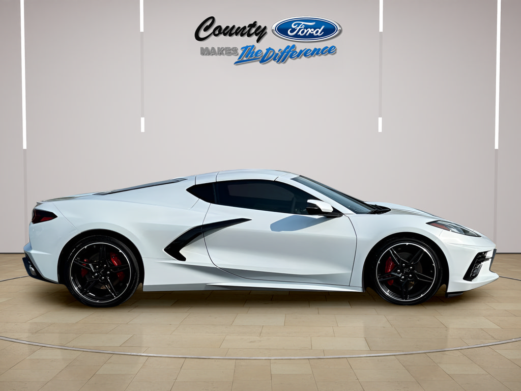Used 2024 Chevrolet Corvette Stingray Preferred Cpe w/ Stealth Interior Trim Package RWD image 23