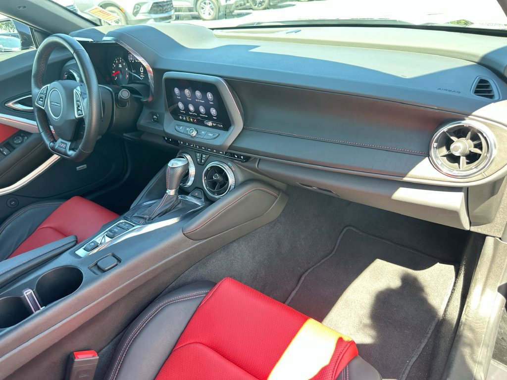 Used 2022 Chevrolet Camaro SS RWD image 28