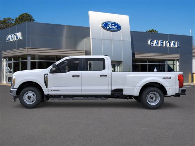 New 2026 Ford F350 XL image 3