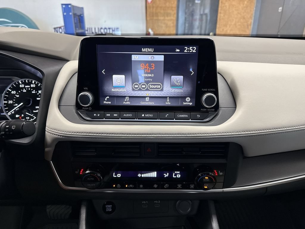 New 2026 Nissan Rogue Dark Armor AWD/4WD image 17