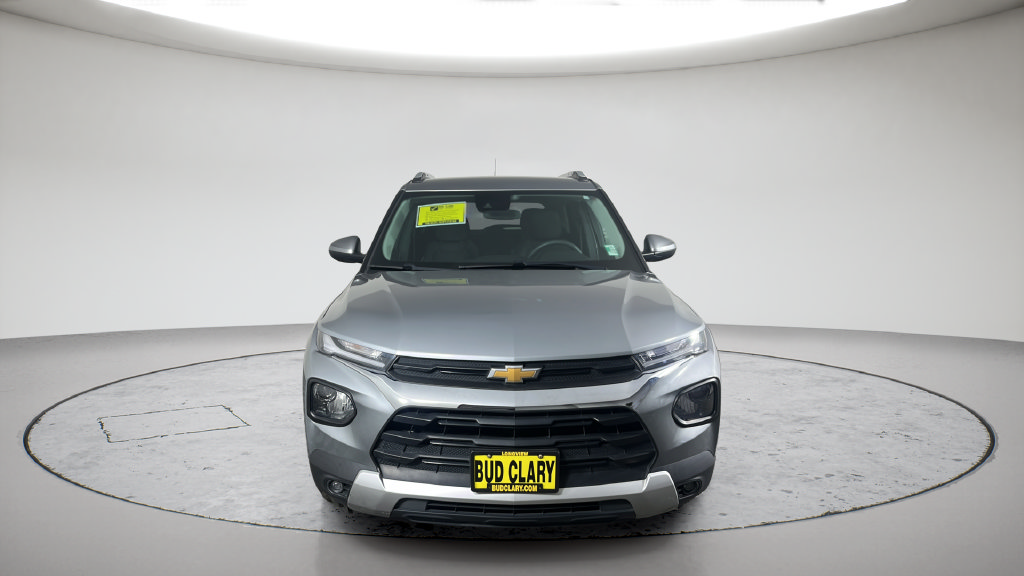 Used 2023 Chevrolet TrailBlazer LT AWD/4WD image 3